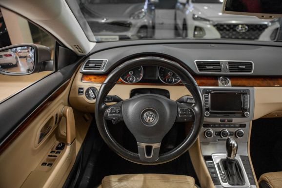 Volkswagen Passat CC, Робот, 2012 фото 12
