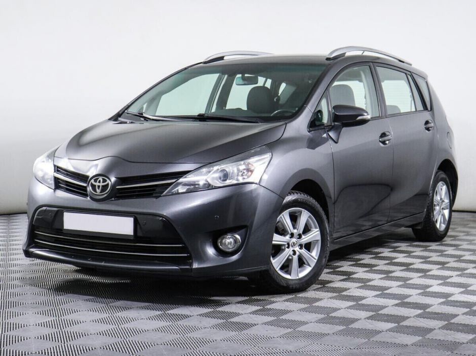 Toyota Verso, 1.8 л, Вариатор, 2014 фото 3