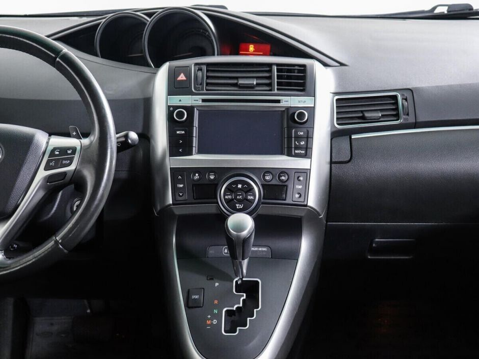 Toyota Verso, 1.8 л, Вариатор, 2014 фото 9