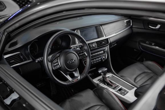Kia Optima, АТ, 2018 фото 9