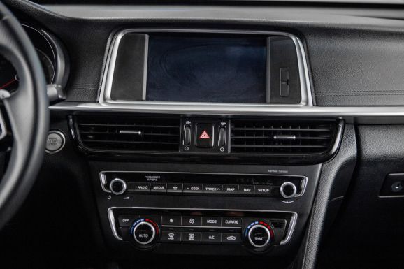 Kia Optima, АТ, 2018 фото 13