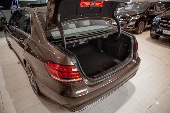 Mercedes-Benz E-класс, АТ, 2014 фото 2