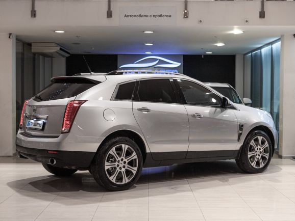 Cadillac SRX, АТ, 2012 фото 4