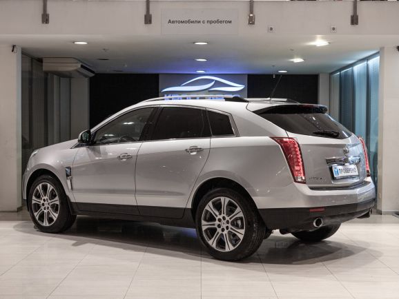 Cadillac SRX, АТ, 2012 фото 6