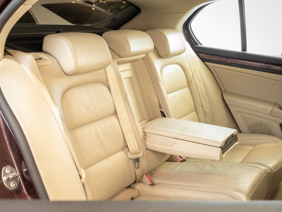 Skoda Superb, Робот, 2009 фото 12