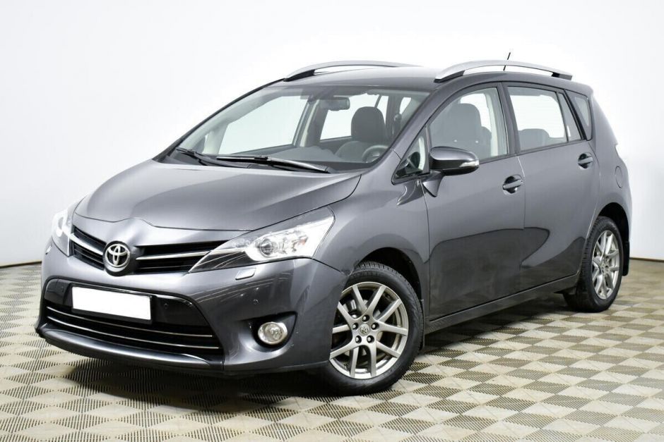 Toyota Verso, 1.8 л, Вариатор, 2014 фото 3