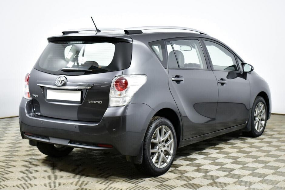 Toyota Verso, 1.8 л, Вариатор, 2014 фото 4