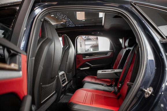 Porsche Cayenne, АТ, 2023 фото 14