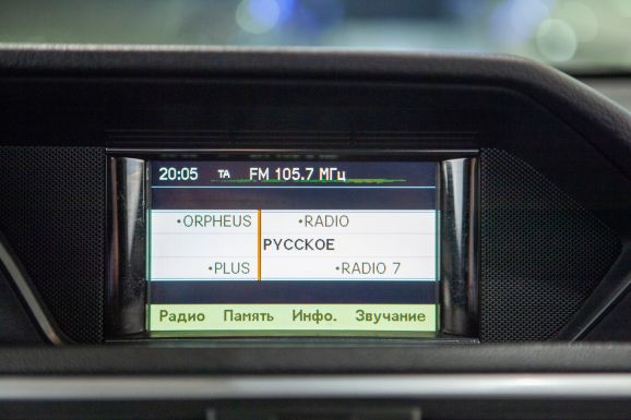 Mercedes-Benz E-класс, АТ, 2011 фото 1