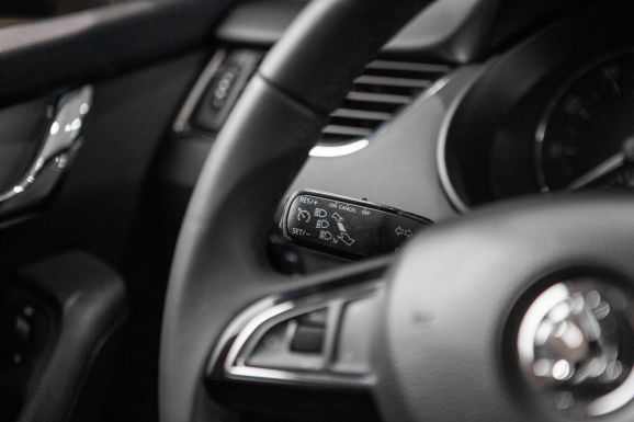 Skoda Octavia, Робот, 2013 фото 13