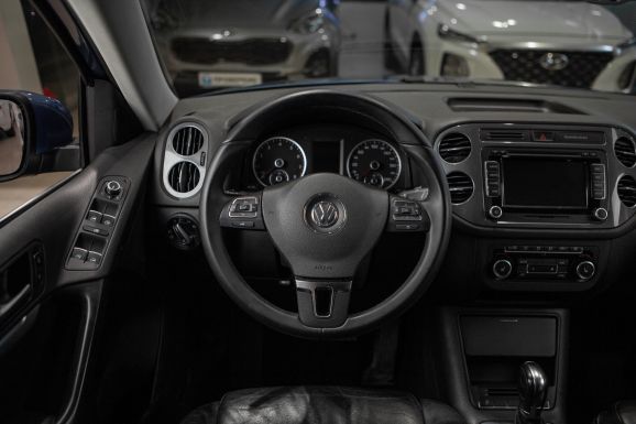 Volkswagen Tiguan, АТ, 2012 фото 11