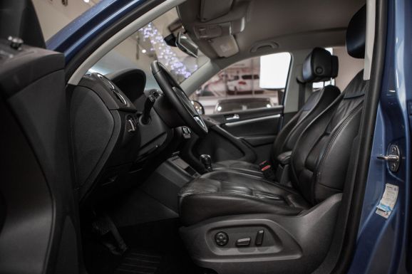 Volkswagen Tiguan, АТ, 2012 фото 13