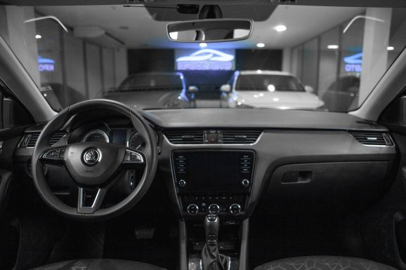 Skoda Octavia, АТ, 2019 фото 9