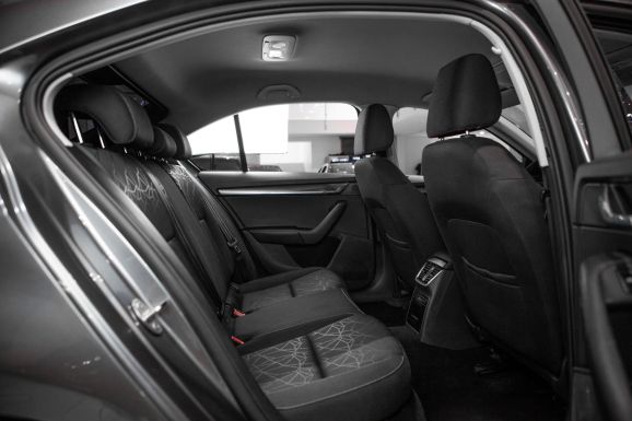 Skoda Octavia, АТ, 2019 фото 2