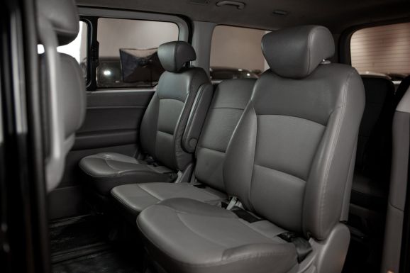 Hyundai Grand Starex, АТ, 2010 фото 2