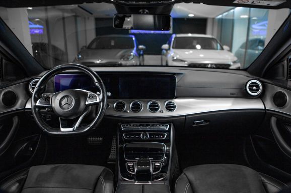 Mercedes-Benz E-класс, АТ, 2016 фото 14