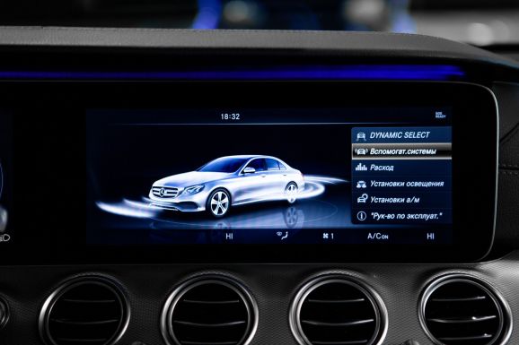 Mercedes-Benz E-класс, АТ, 2016 фото 20