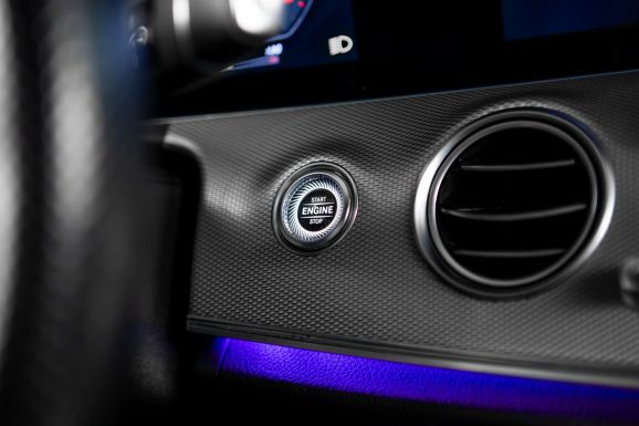 Mercedes-Benz E-класс, АТ, 2016 фото 26