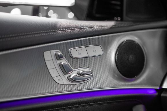 Mercedes-Benz E-класс, АТ, 2016 фото 28