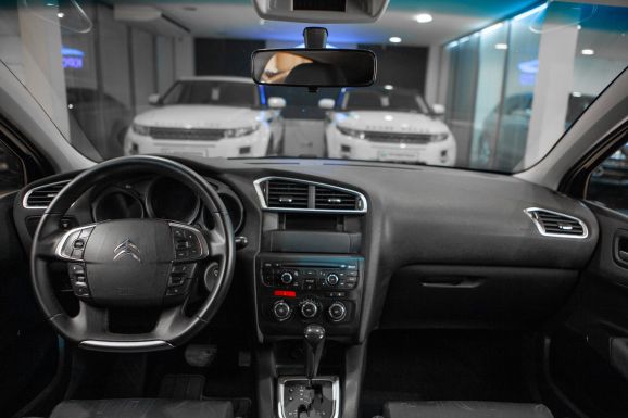 Citroen C4, АТ, 2012 фото 12