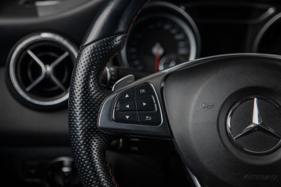 Mercedes-Benz CLA-класс, Робот, 2018 фото 12