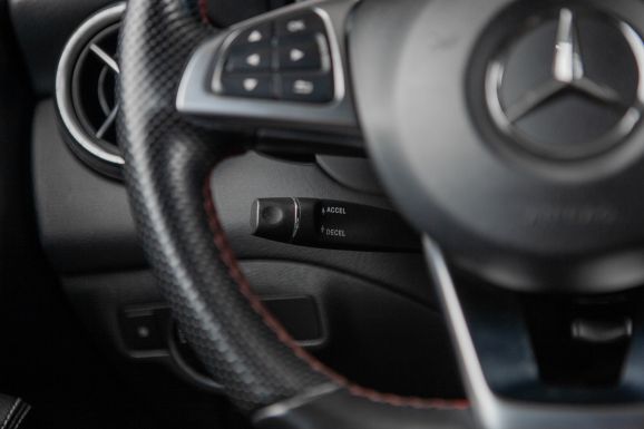 Mercedes-Benz CLA-класс, Робот, 2018 фото 13