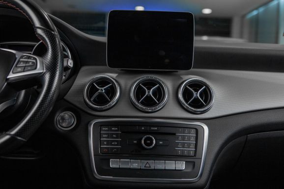 Mercedes-Benz CLA-класс, Робот, 2018 фото 18