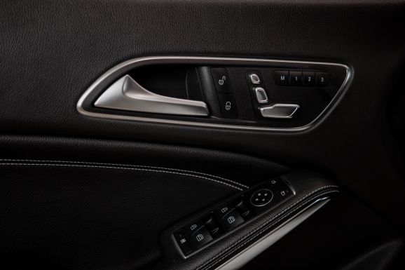 Mercedes-Benz CLA-класс, Робот, 2018 фото 21