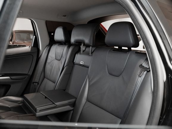 Volvo XC60, АТ, 2012 фото 2