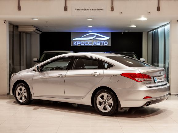 Hyundai i40, АТ, 2012 фото 6