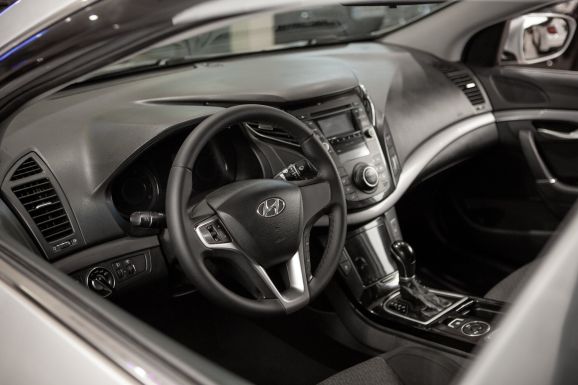 Hyundai i40, АТ, 2012 фото 7