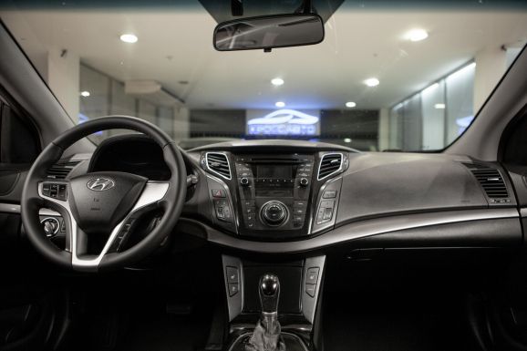 Hyundai i40, АТ, 2012 фото 9