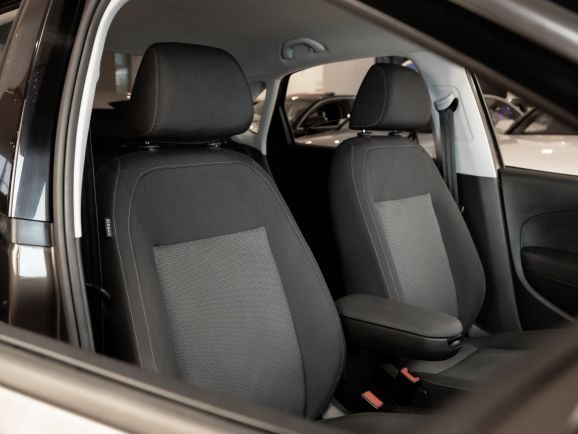 Volkswagen Polo, АТ, 2017 фото 16