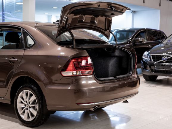 Volkswagen Polo, АТ, 2017 фото 2