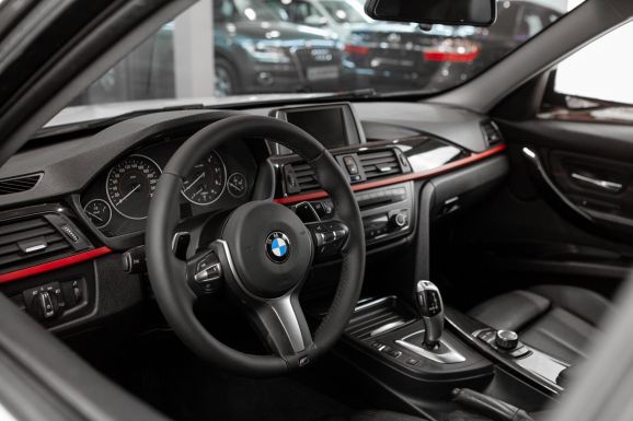 BMW 3 серия, АТ, 2014 фото 10