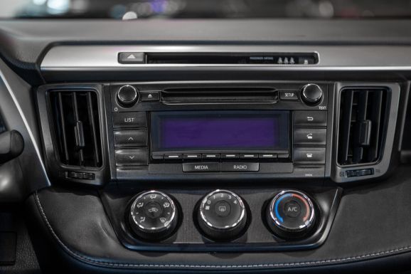 Toyota RAV4, Вариатор, 2016 фото 12