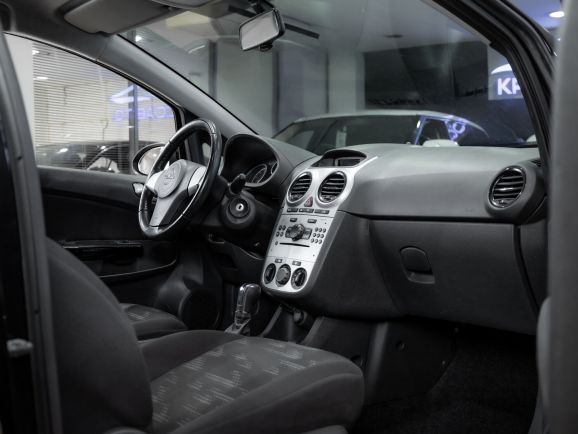 Opel Corsa, АТ, 2011 фото 7