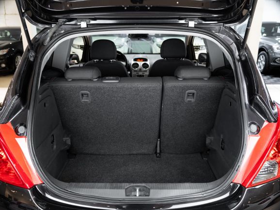 Opel Corsa, АТ, 2011 фото 1