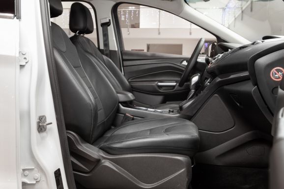 Ford Kuga, АТ, 2015 фото 7