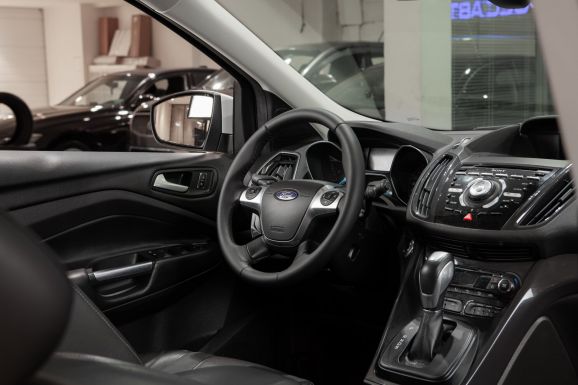 Ford Kuga, АТ, 2015 фото 11