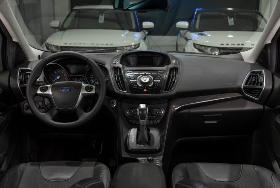 Ford Kuga, АТ, 2015 фото 12