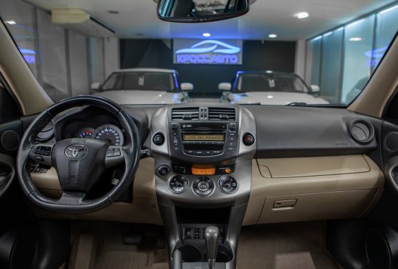 Toyota RAV4, Вариатор, 2010 фото 10