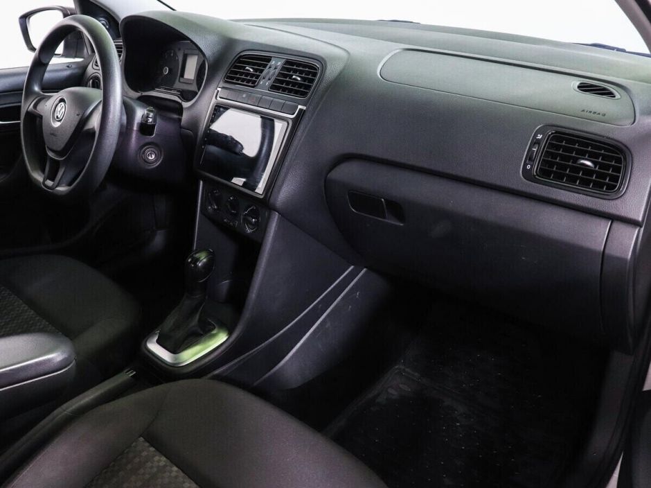 Volkswagen Polo, 1.6 л, АТ, 2016 фото 9