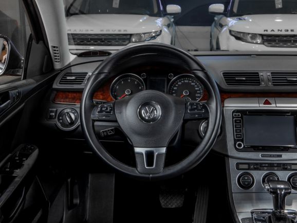 Volkswagen Passat, Робот, 2009 фото 11