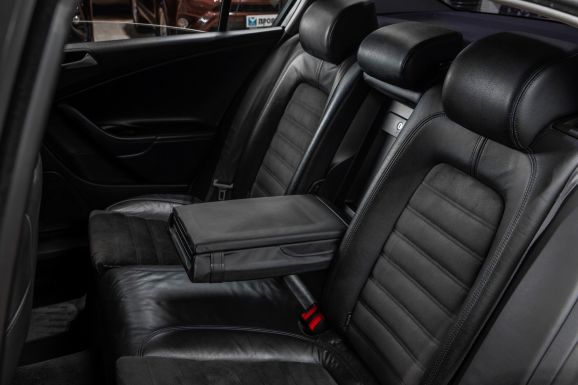 Volkswagen Passat, Робот, 2009 фото 2