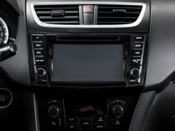 Suzuki Swift, АТ, 2011 фото 12