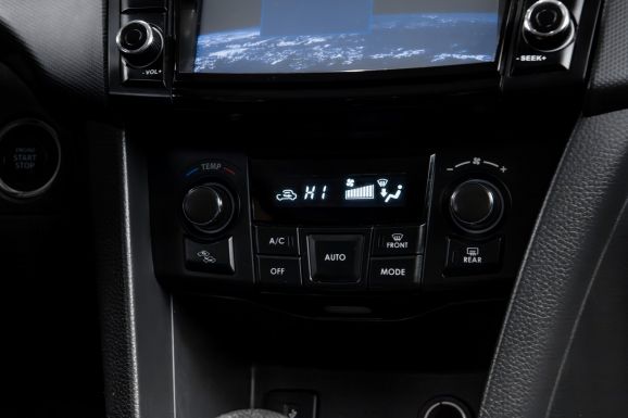 Suzuki Swift, АТ, 2011 фото 13