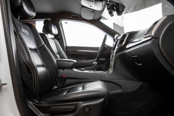 Jeep Grand Cherokee, АТ, 2013 фото 7