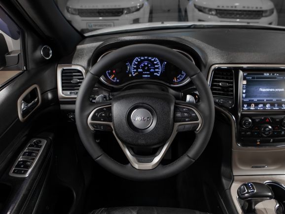 Jeep Grand Cherokee, АТ, 2013 фото 13