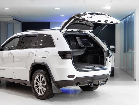 Jeep Grand Cherokee, АТ, 2013 фото 17